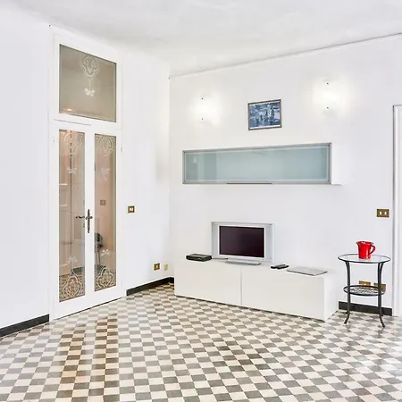 Via Dante Vacanze - Apartamento *