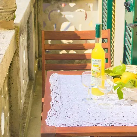 Via Dante Vacanze - Apartamento *