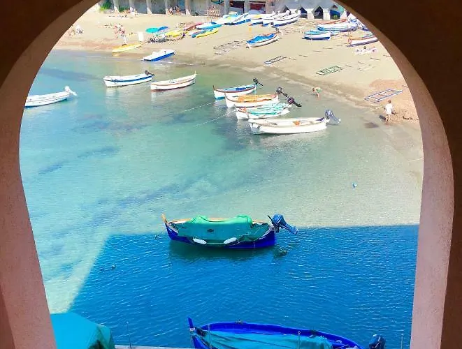 Via Dante Vacanze - * Levanto